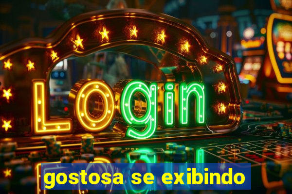 gostosa se exibindo